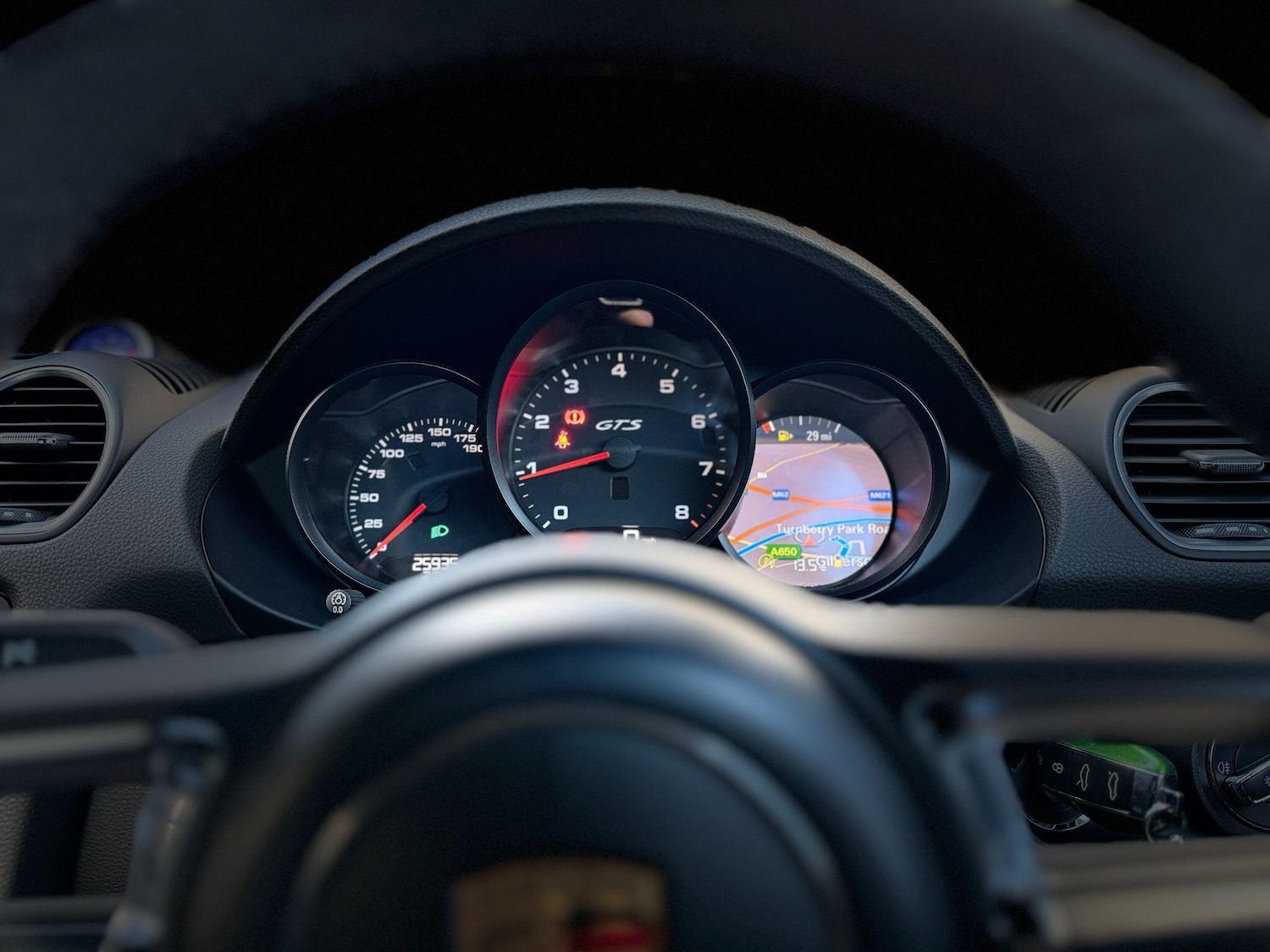 Used Porsche Cayman 2018 for sale - 76562105: Photo 77