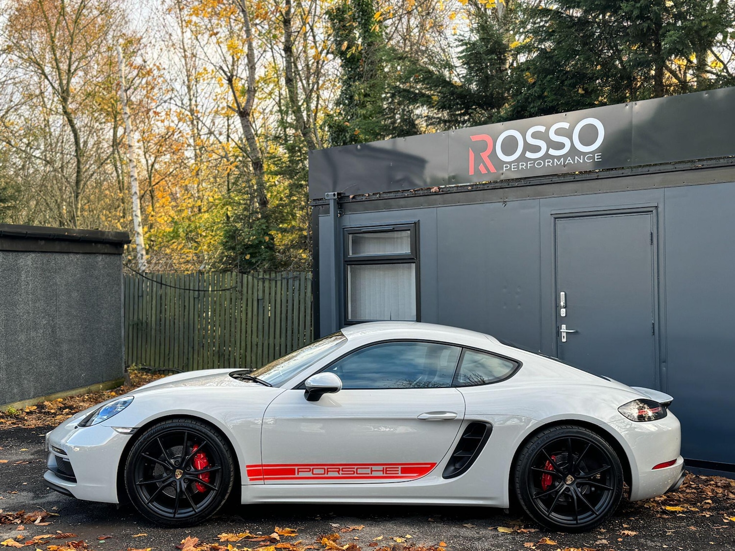 Used Porsche Cayman 2018 for sale - 76562105: Photo 81