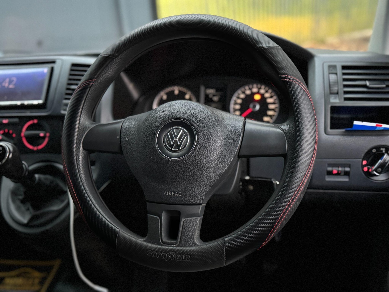 Used Volkswagen Transporter 2011 for sale - 77238390: Photo 36