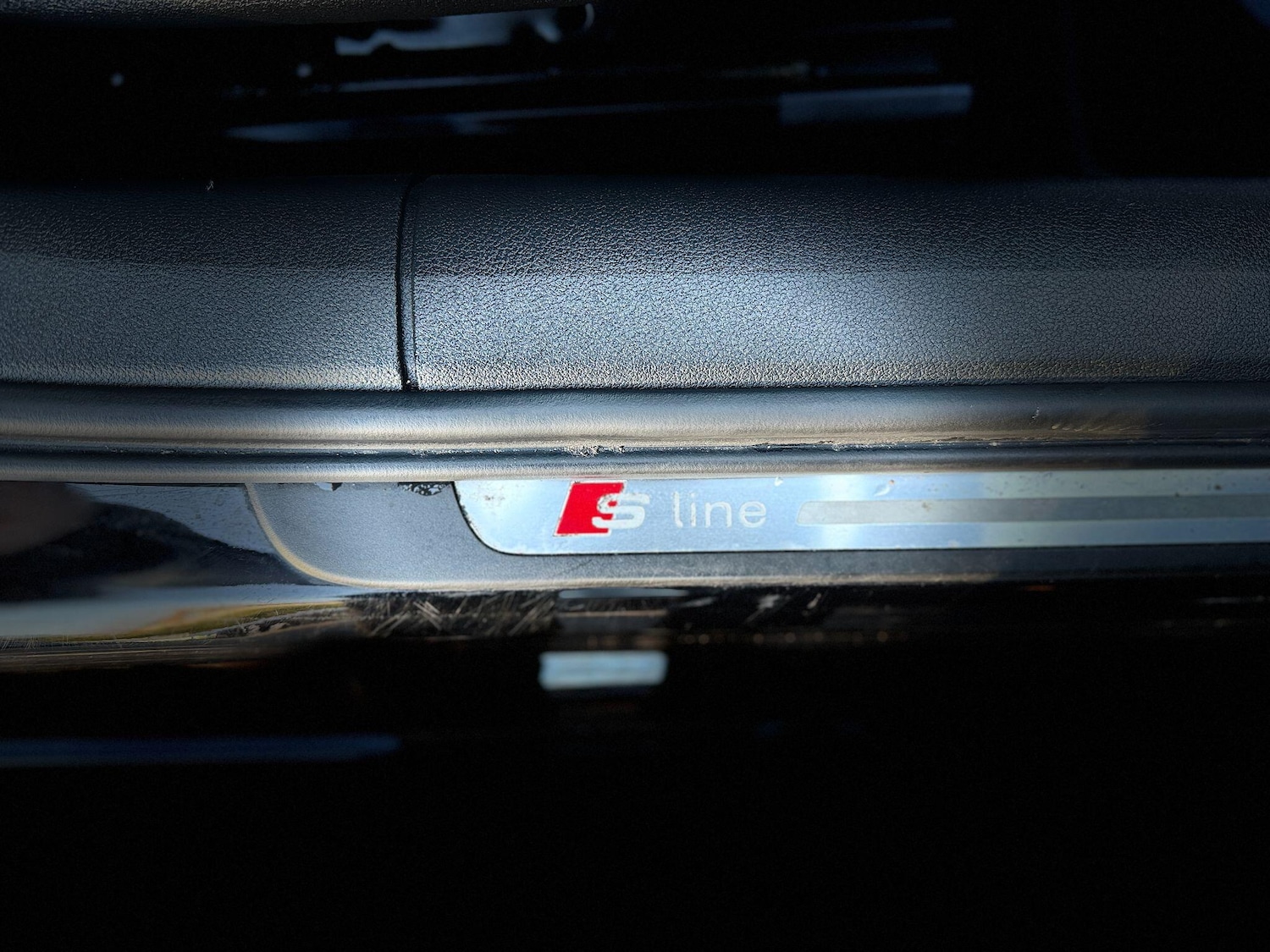 Used Audi A6 Saloon for sale - 77238353: Photo 43