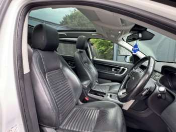 Used Land Rover Discovery Sport 2015 for sale - 74909634: Photo