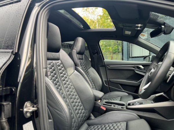 Used Audi RS3 2023 for sale - 76215281: Photo 3