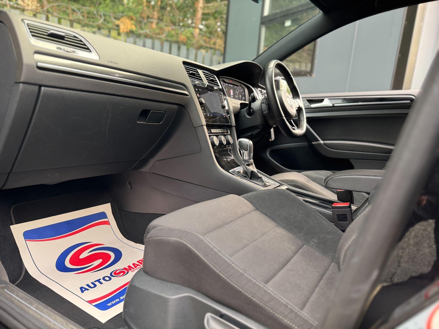 Used Volkswagen Golf 2018 for sale - 76990843: Photo 23