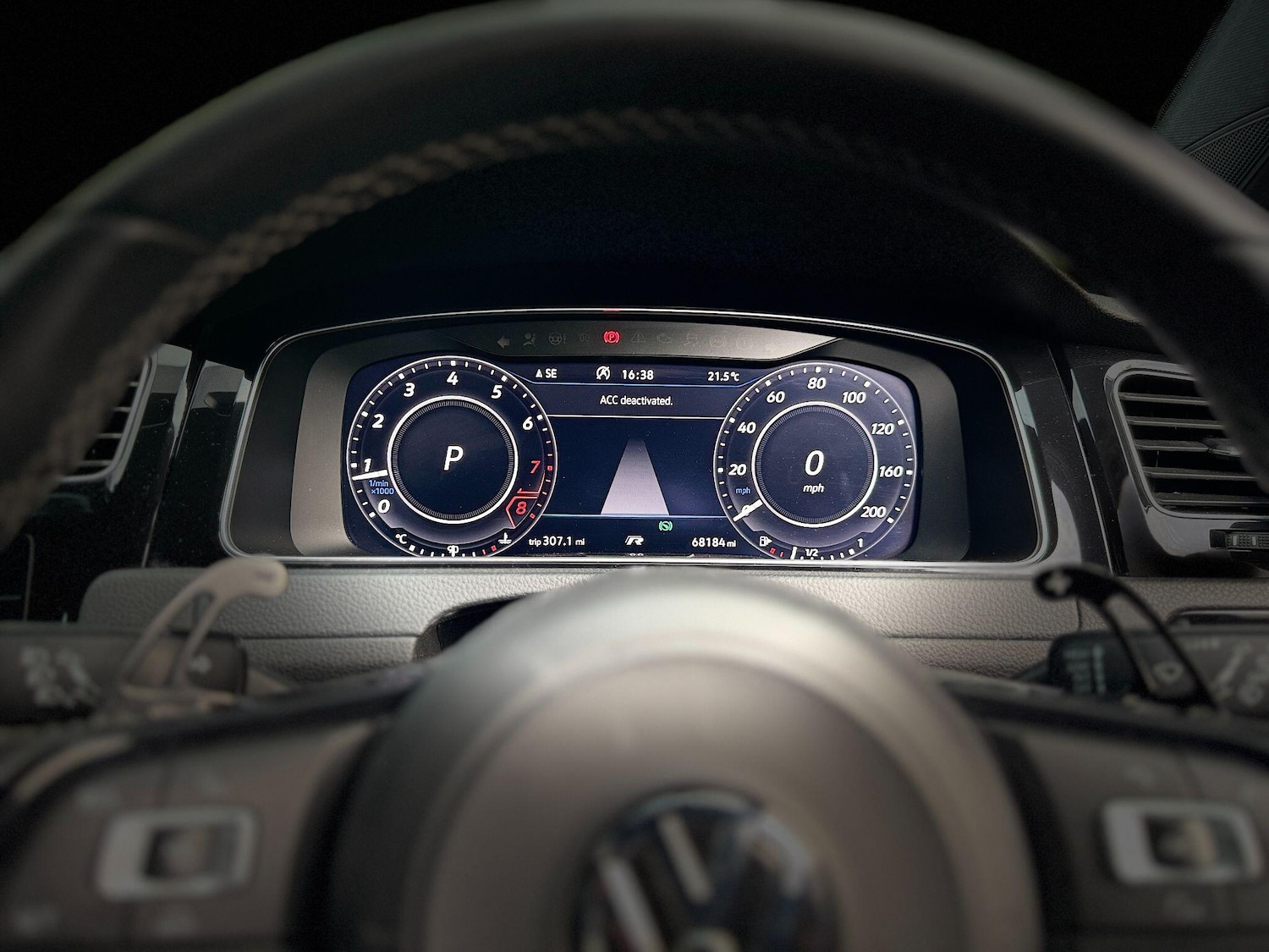 Used Volkswagen Golf 2018 for sale - 76990843: Photo 32