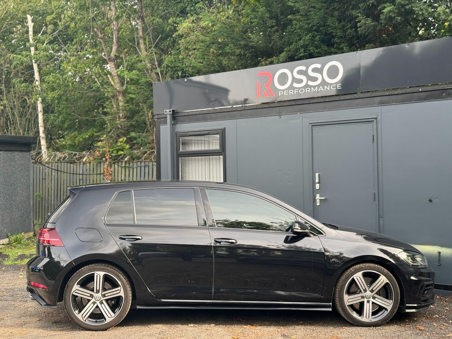 Used Volkswagen Golf 2018 for sale - 76990843: Photo 5