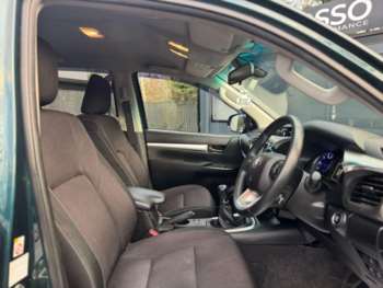 Used Toyota Hilux 2018 for sale - 74043355: Photo