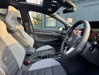 Used Volkswagen Golf 2024 for sale - 79396464: Photo