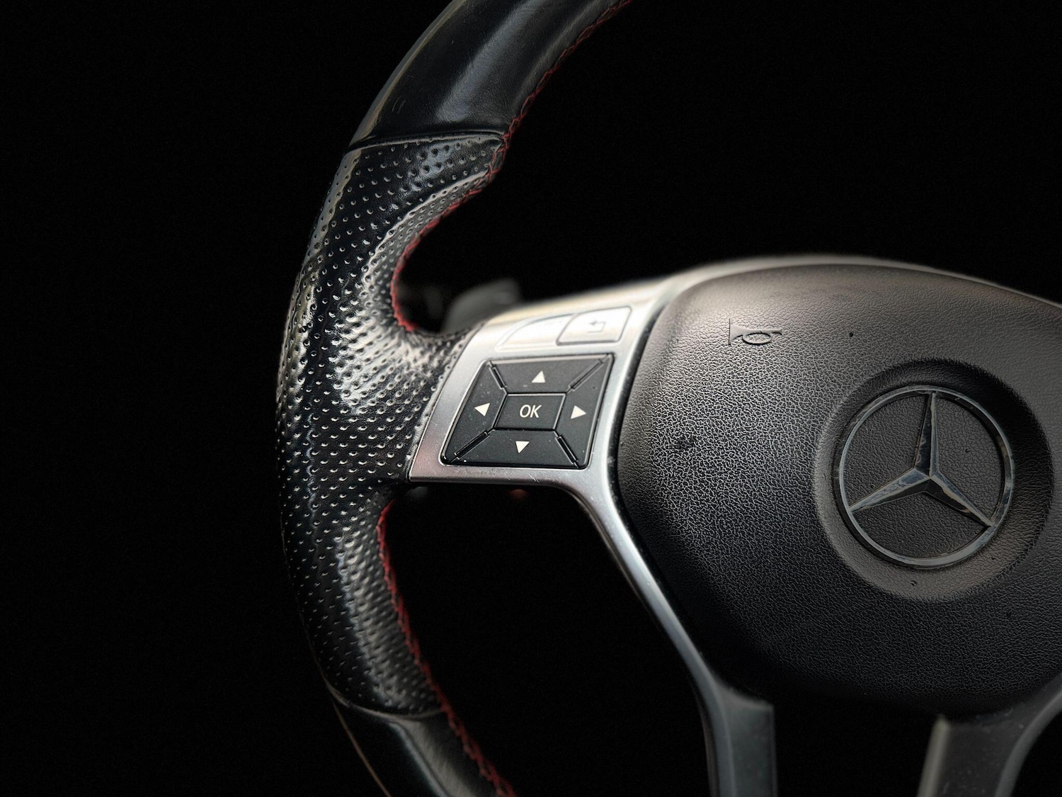 Used Mercedes-Benz E Class for sale - 76995968: Photo 32