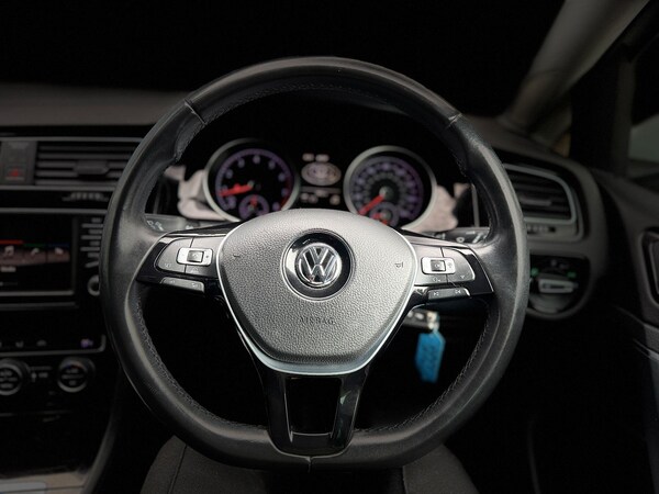 Used Volkswagen Golf 2015 for sale - 75677978: Photo 21