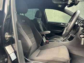 Used Volkswagen Golf 2018 for sale - 75926783: Photo