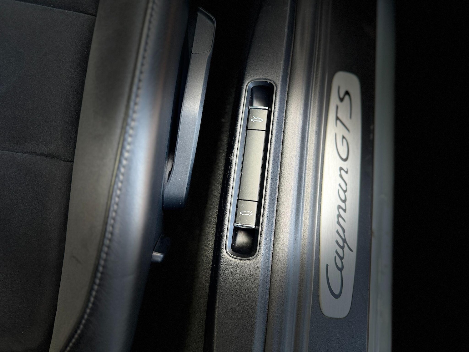 Used Porsche 718 Cayman for sale - 76996181: Photo 53