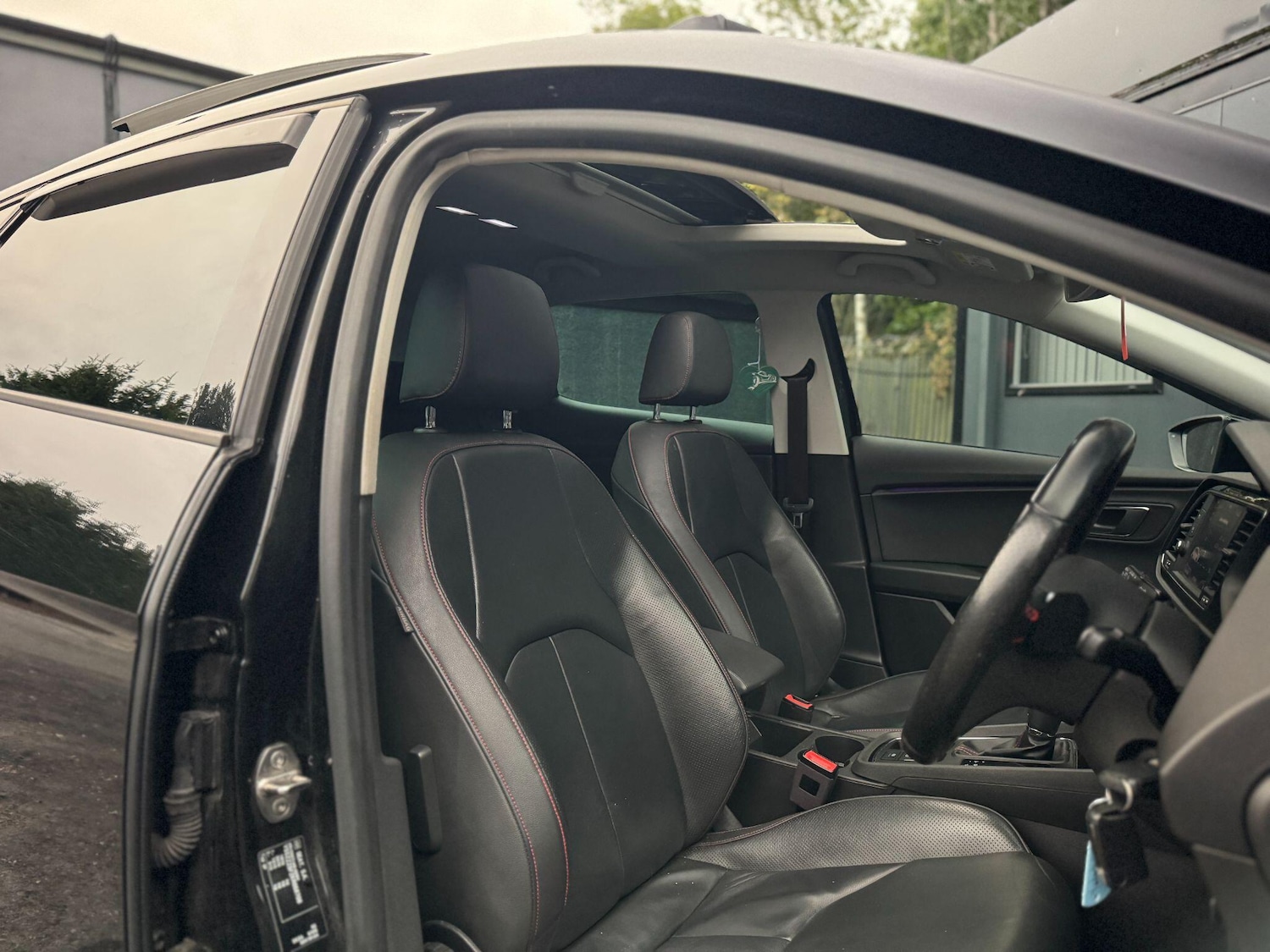 Used SEAT Leon 2019 for sale - 76988653: Photo 3