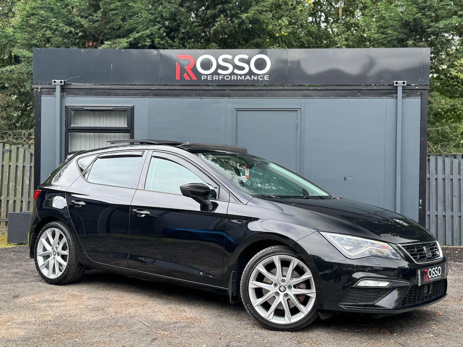 Used SEAT Leon 2019 for sale - 76988653: Photo 4