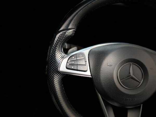 Used Mercedes-Benz C-Class 2016 for sale - 76137435: Photo 30