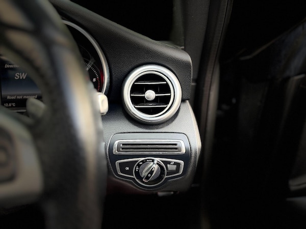 Used Mercedes-Benz C-Class 2016 for sale - 76137435: Photo 44