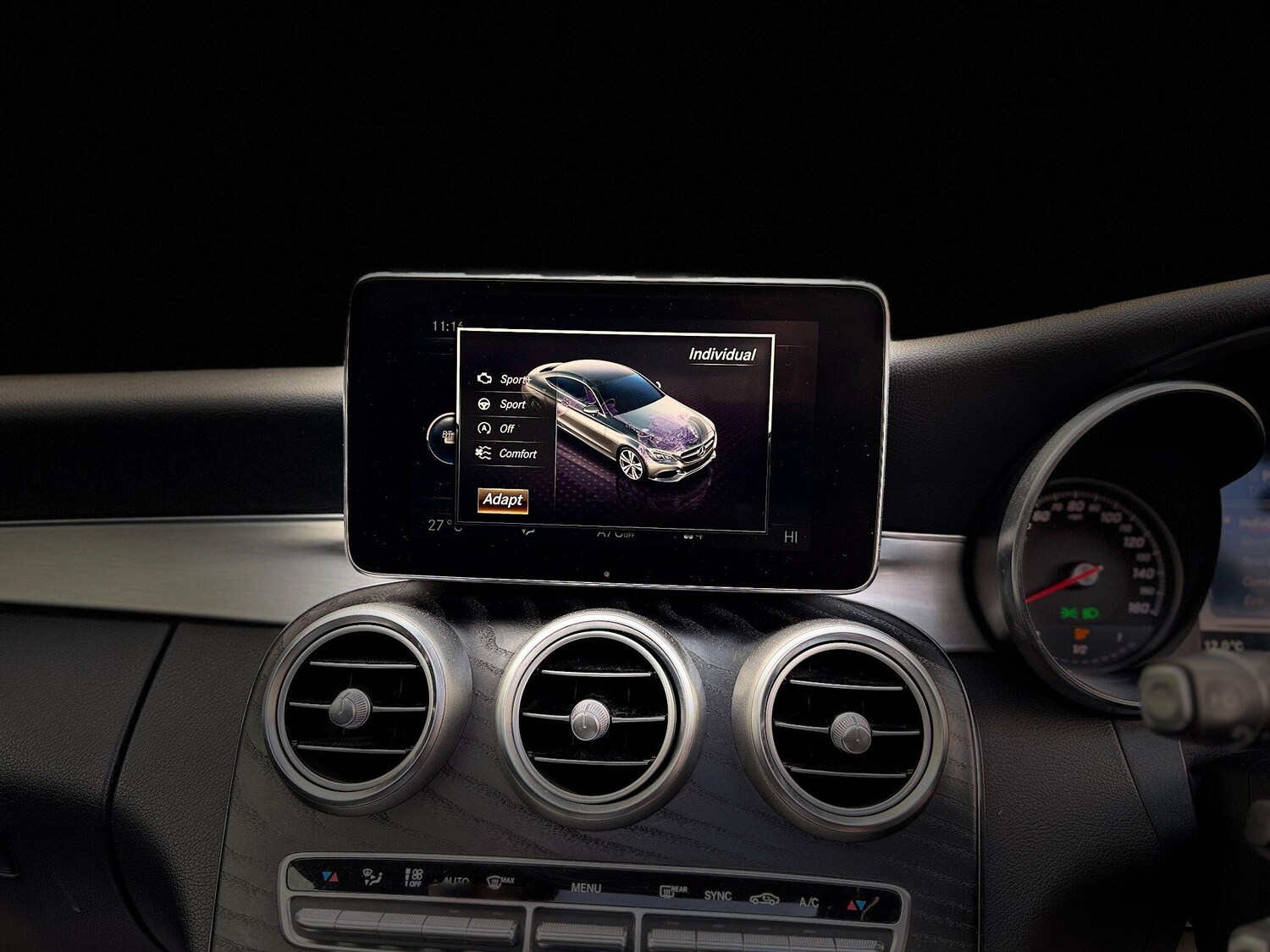 Used Mercedes-Benz C Class 2016 for sale - 76137435: Photo 64