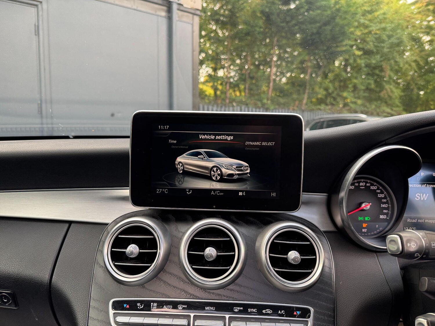 Used Mercedes-Benz C Class 2016 for sale - 76137435: Photo 68