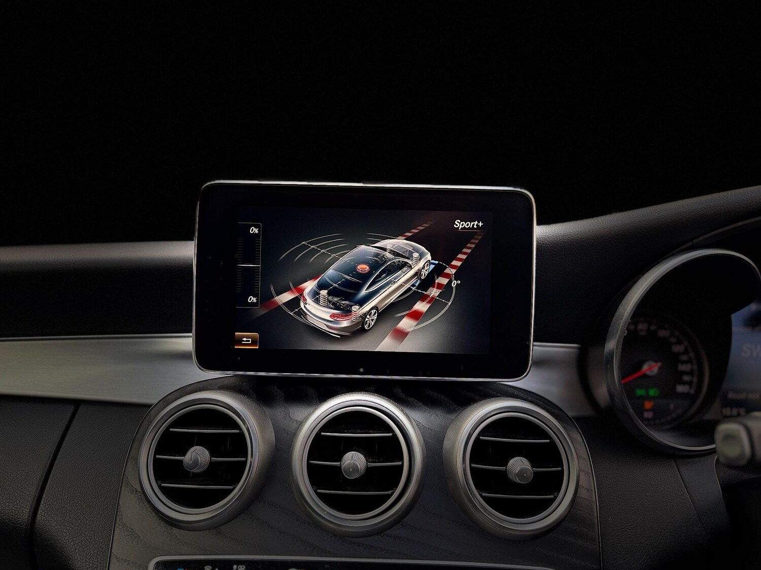 Used Mercedes-Benz C Class 2016 for sale - 76137435: Photo 70