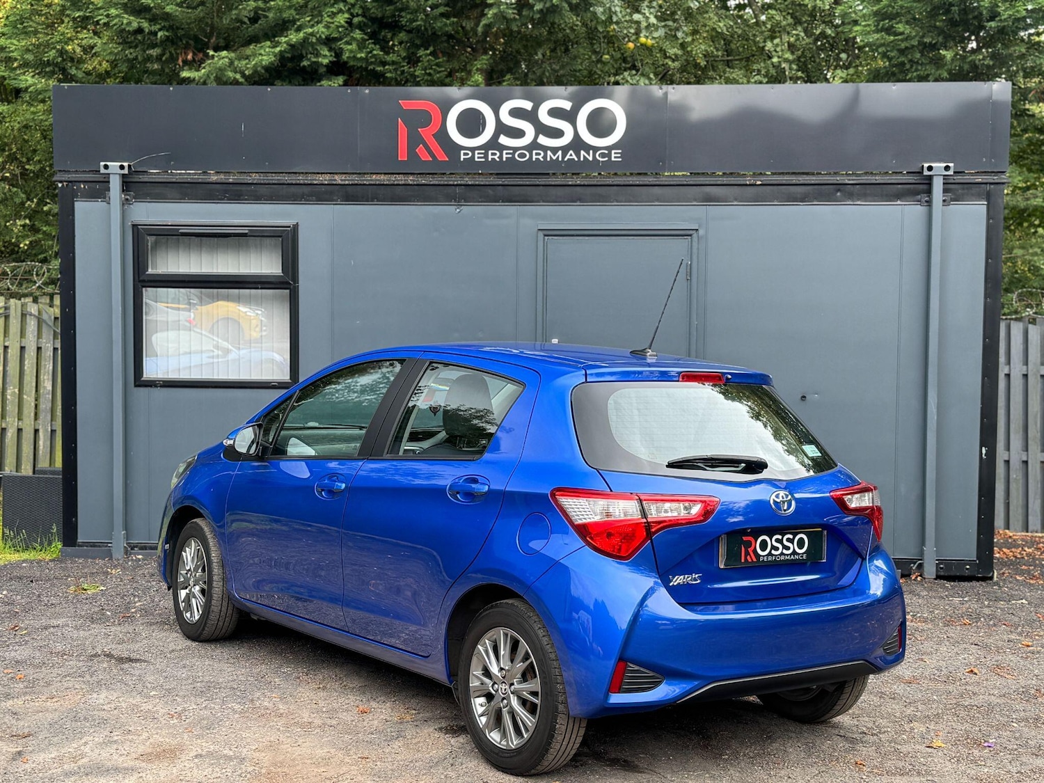 Used Toyota Yaris 2017 for sale - 76269948: Photo 10