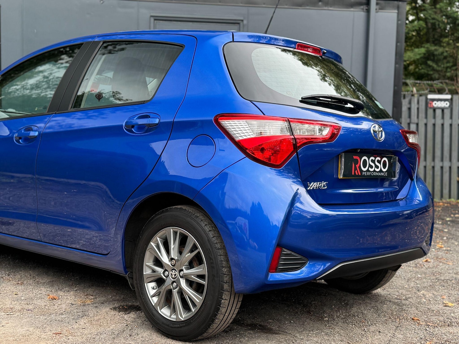 Used Toyota Yaris 2017 for sale - 76269948: Photo 11