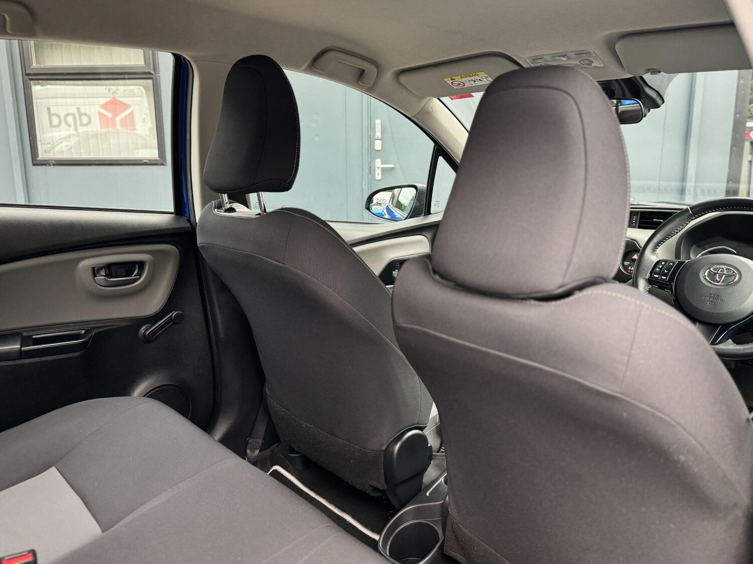 Used Toyota Yaris 2017 for sale - 76269948: Photo 21