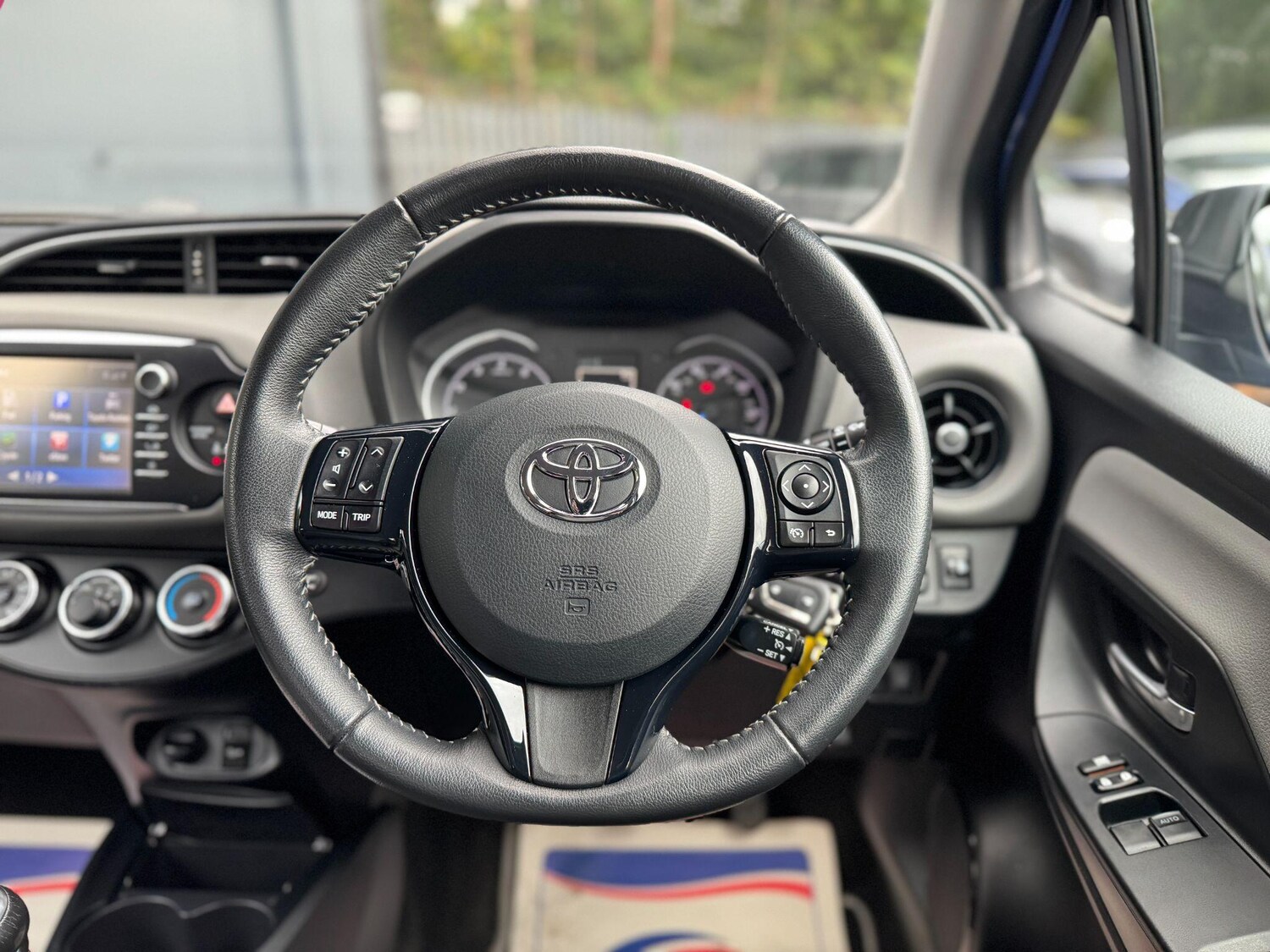 Used Toyota Yaris 2017 for sale - 76269948: Photo 23