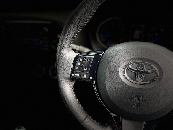 Used Toyota Yaris 2017 for sale - 76269948: Photo 24