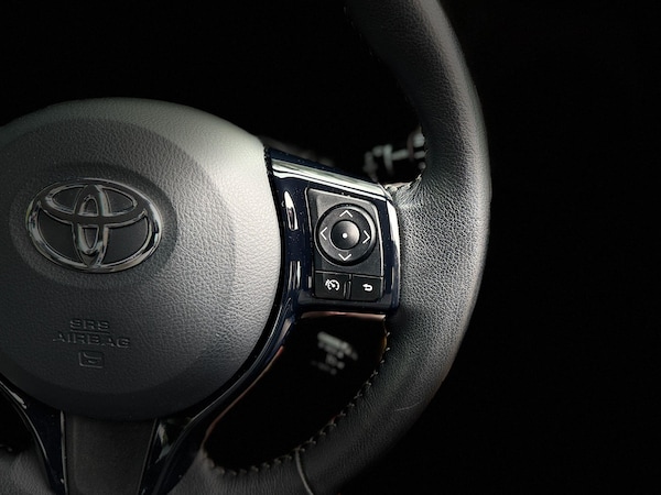 Used Toyota Yaris 2017 for sale - 76269948: Photo 25