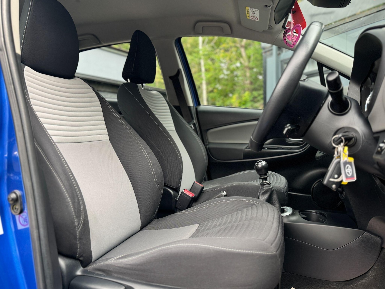 Used Toyota Yaris 2017 for sale - 76269948: Photo 3