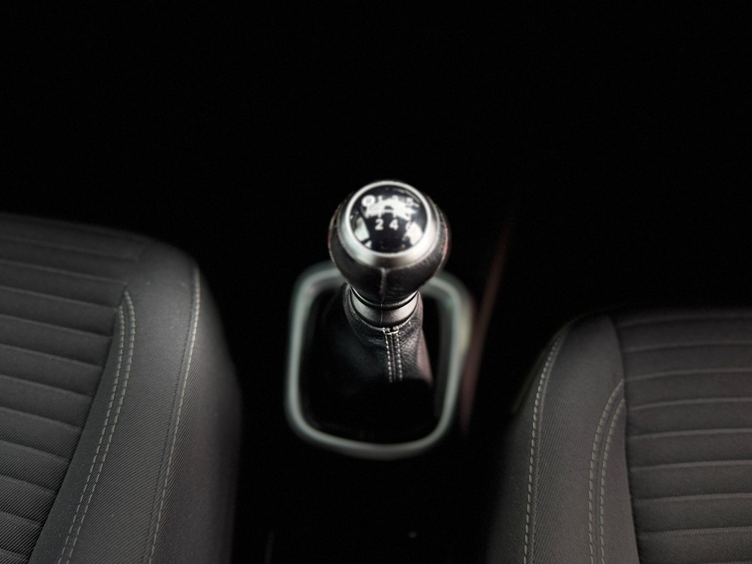 Used Toyota Yaris 2017 for sale - 76269948: Photo 36