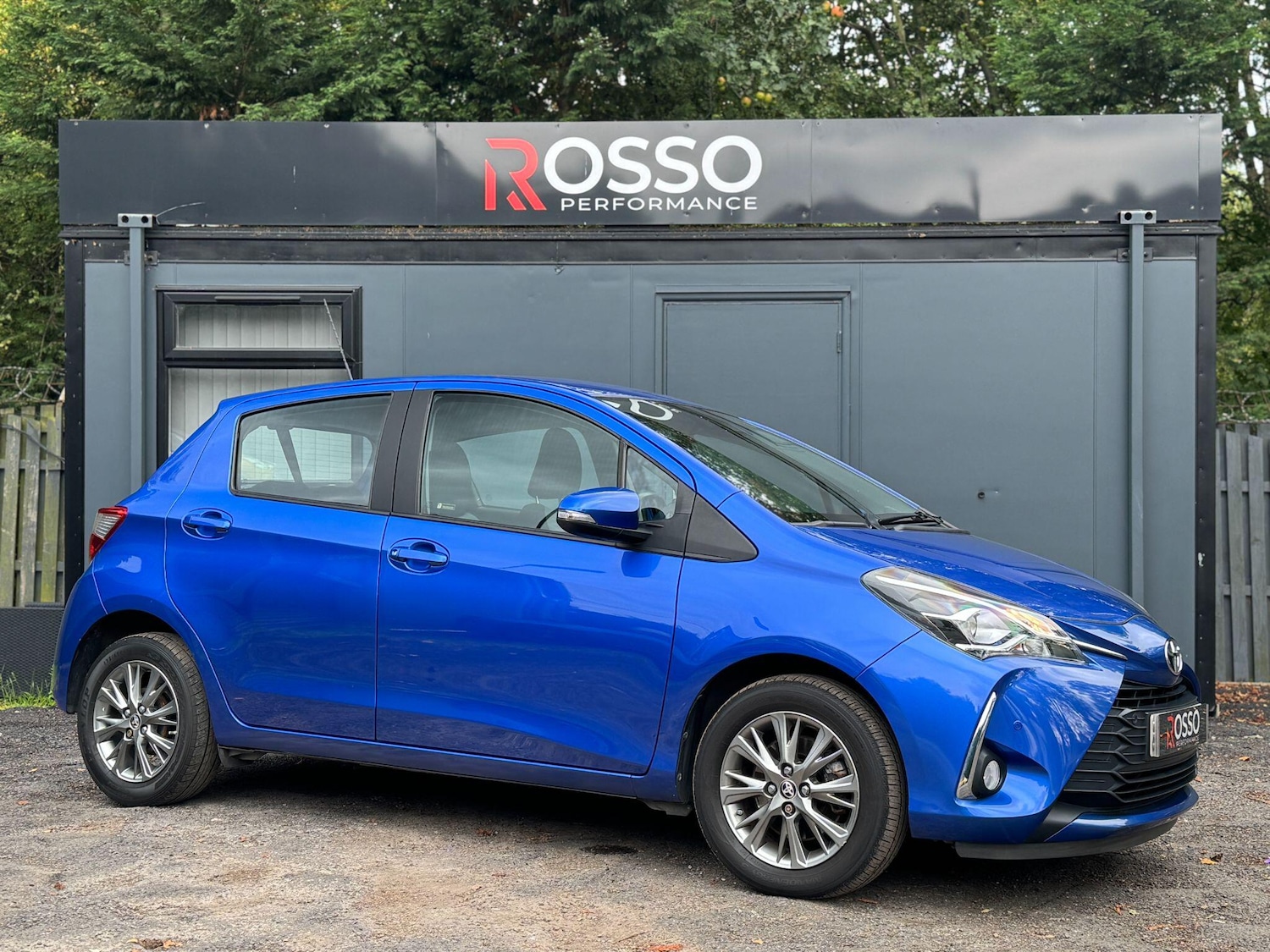 Used Toyota Yaris 2017 for sale - 76269948: Photo 4