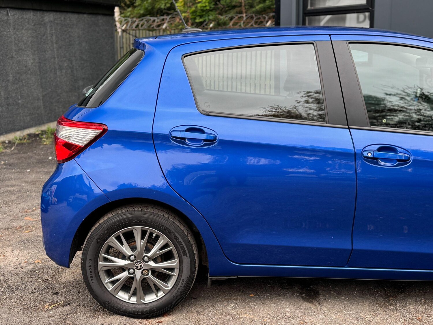 Used Toyota Yaris 2017 for sale - 76269948: Photo 44