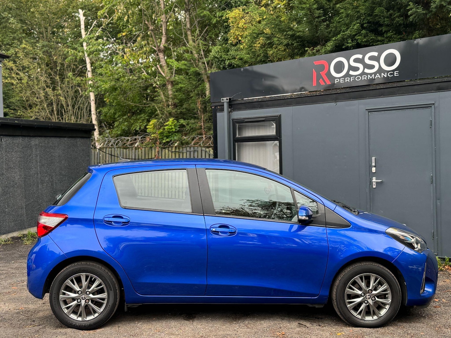 Used Toyota Yaris 2017 for sale - 76269948: Photo 6