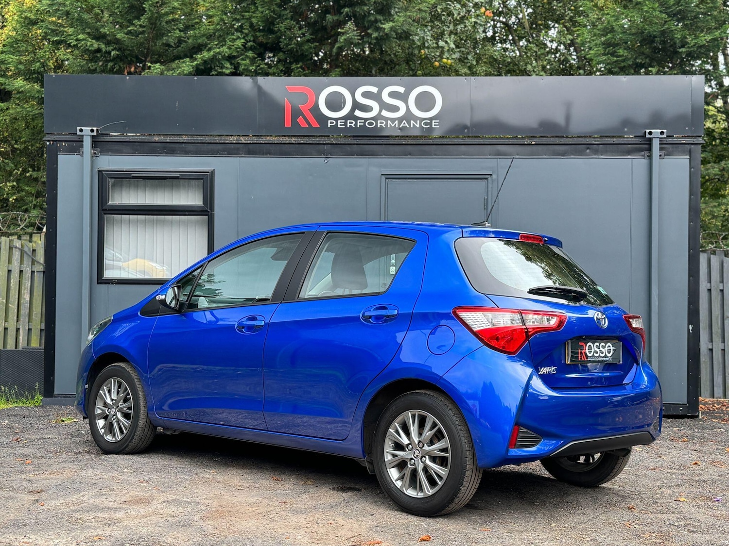 Used Toyota Yaris 2017 for sale - 76269948: Photo 64