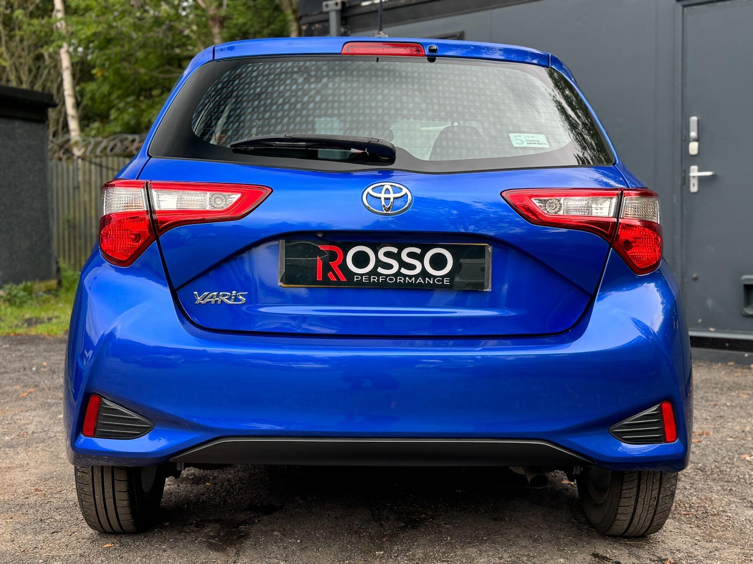 Used Toyota Yaris 2017 for sale - 76269948: Photo 8