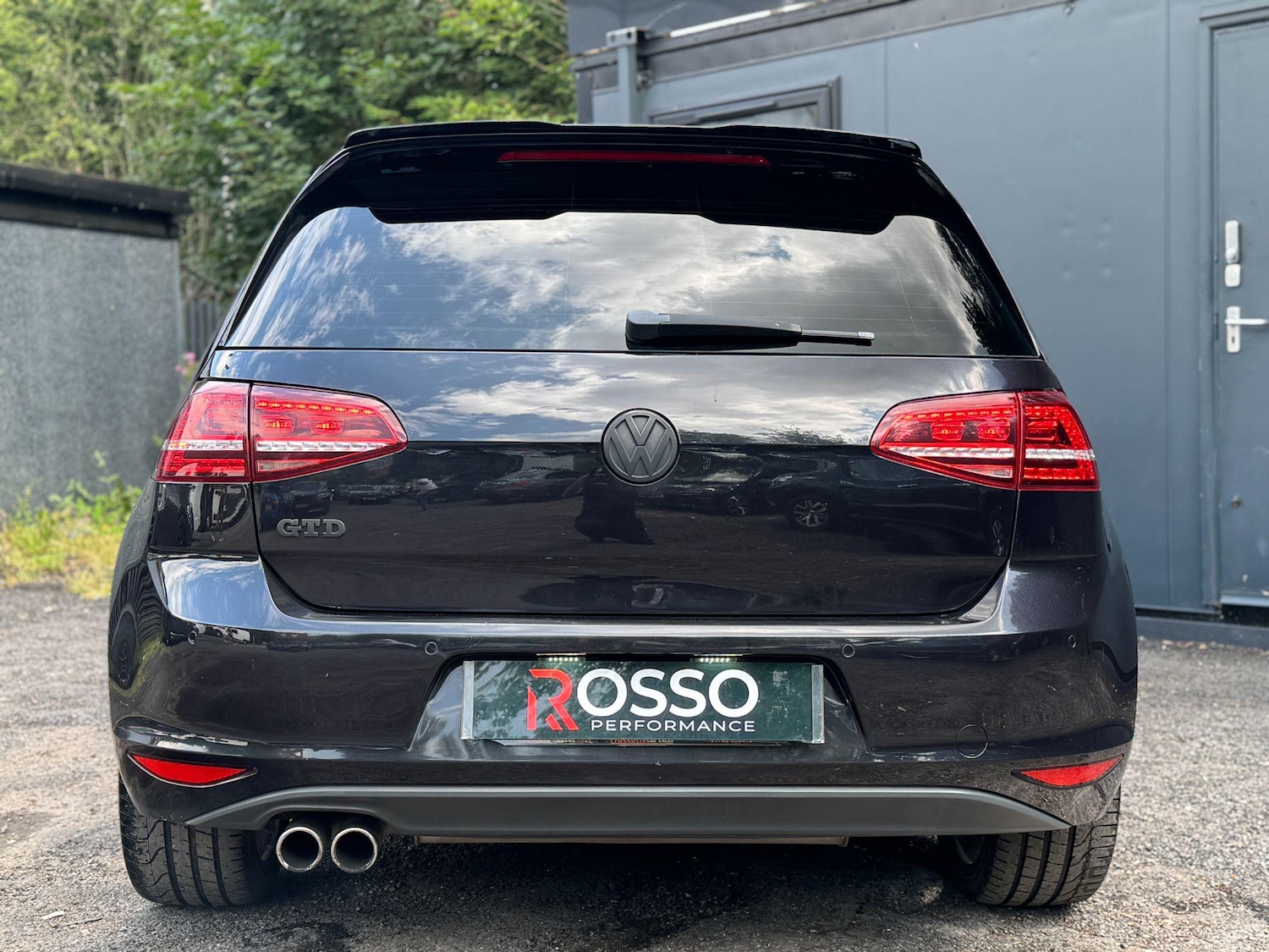Vehicle 33
