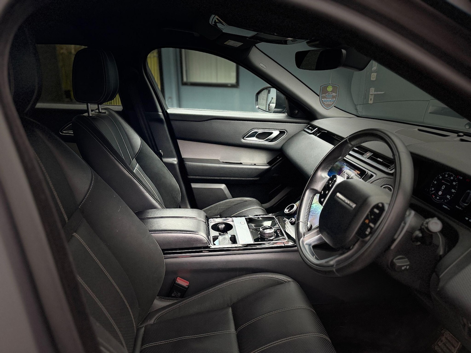 Used Land Rover Range Rover Velar for sale - 77808022: Photo 3