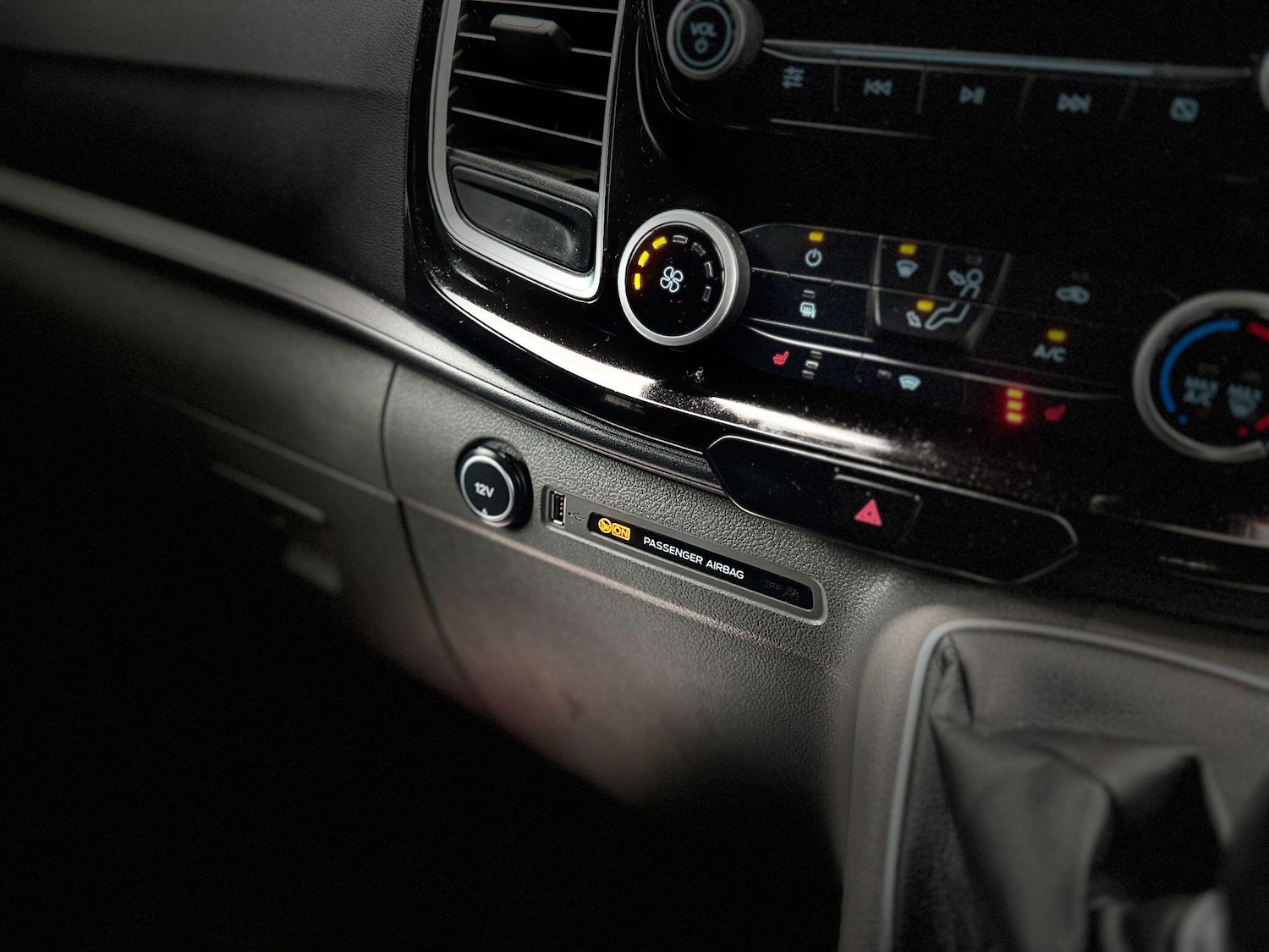 Used Ford Transit Custom for sale - 77809110: Photo 53