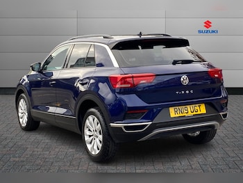 Used Volkswagen T-Roc 2019 for sale - 76673696: Photo