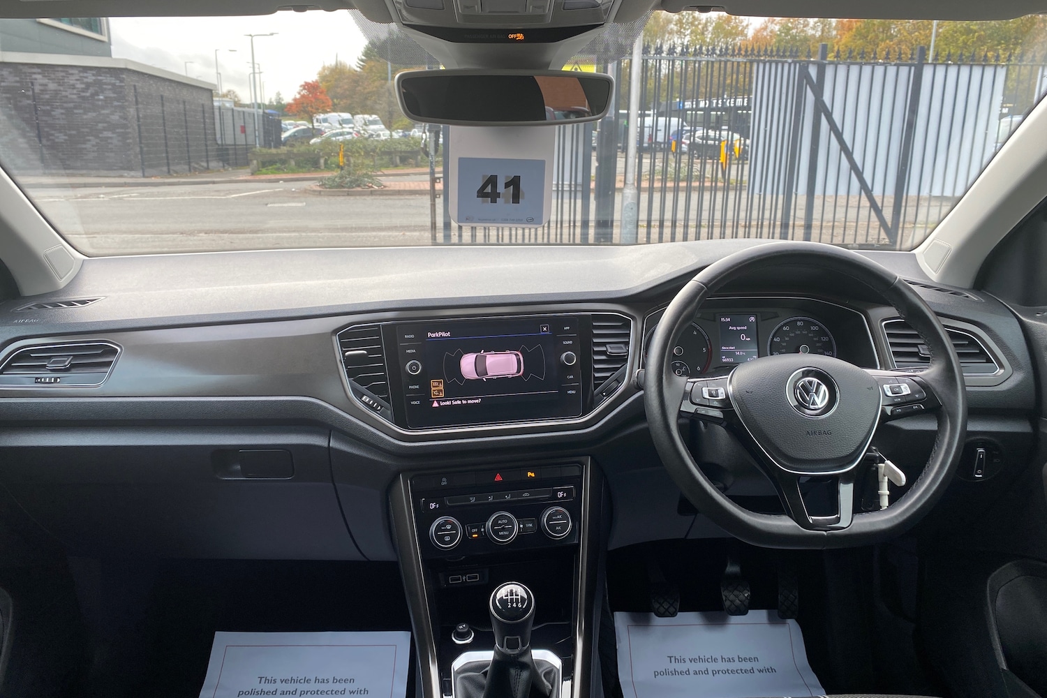 Used Volkswagen T-Roc 2019 for sale - 76673696: Photo 3