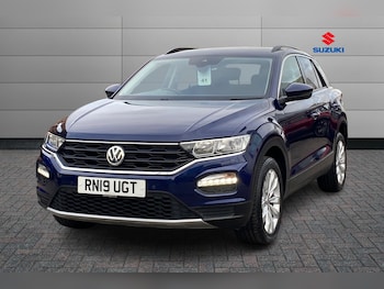 Used Volkswagen T-Roc 2019 for sale - 76673696: Photo