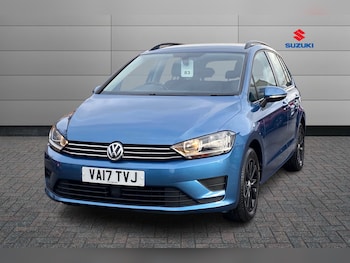 Used Volkswagen Golf SV 2017 for sale - 76673648: Photo