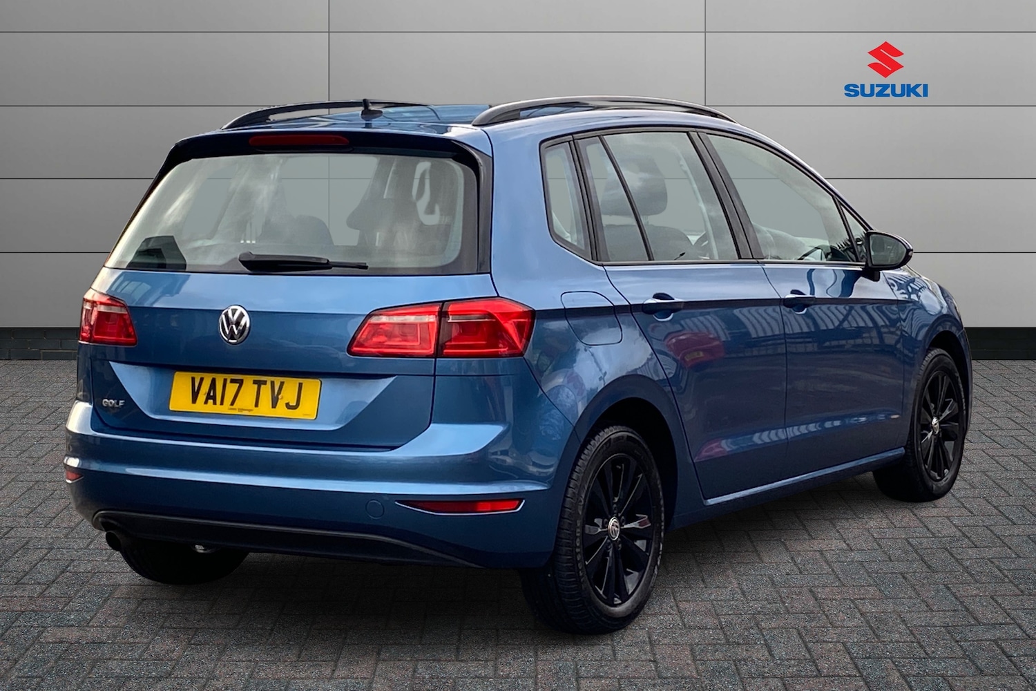 Used Volkswagen Golf SV 2017 for sale - 76673648: Photo 5