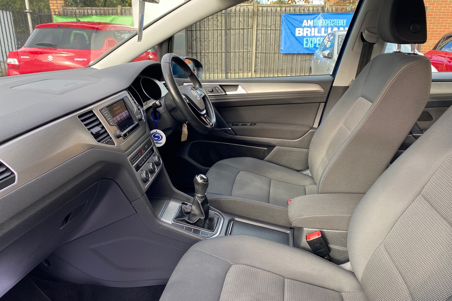 Used Volkswagen Golf SV 2017 for sale - 76673648: Photo 6