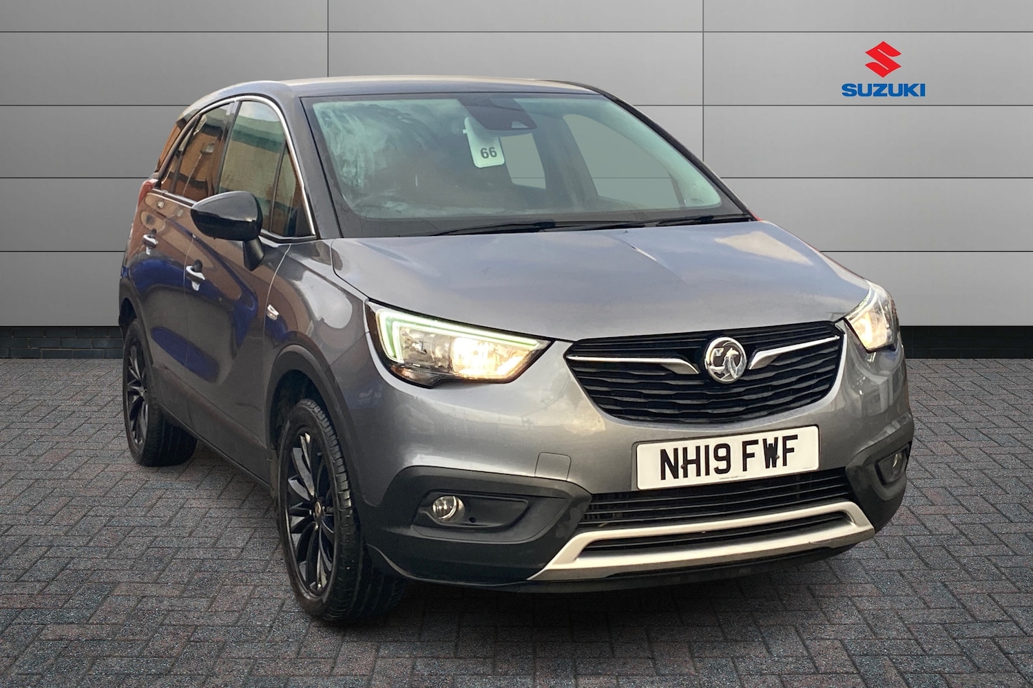 Used Vauxhall Crossland X 2019 for sale - 76673769: Photo 1