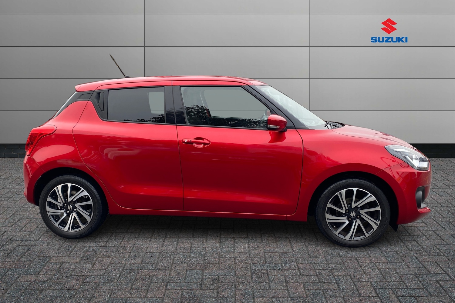 Used Suzuki Swift 2021 for sale - 76681278: Photo 8