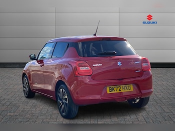 Used Suzuki Swift 2022 for sale - 76673933: Photo