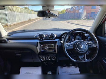 Used Suzuki Swift 2022 for sale - 76673933: Photo