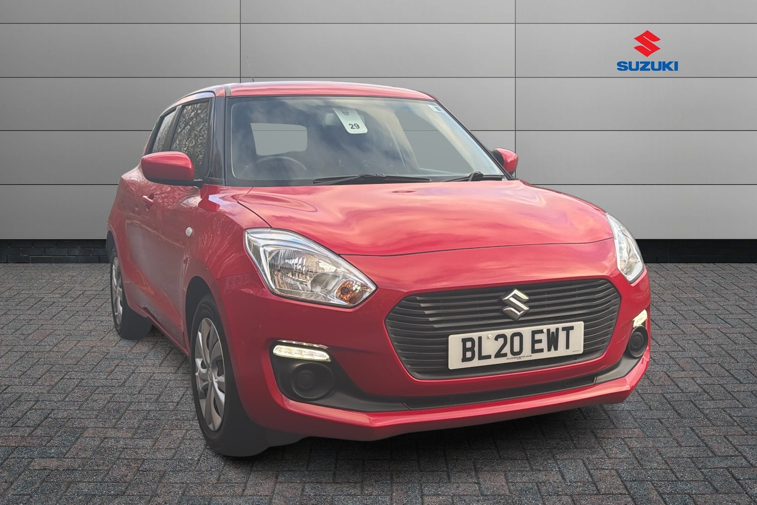 Used Suzuki Swift 2020 for sale - 77457651: Photo 1