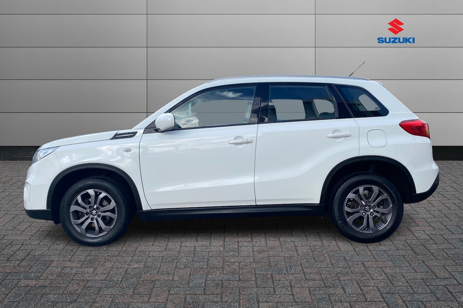 Used Suzuki Vitara 2018 for sale - 76302019: Photo 9